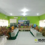 Rapat Koordinasi SMK Negeri Tempursari Persiapan Kegiatan Agustusan